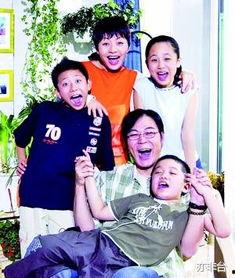 家有儿女初长成故事背景,青春蜕变，家庭成长记